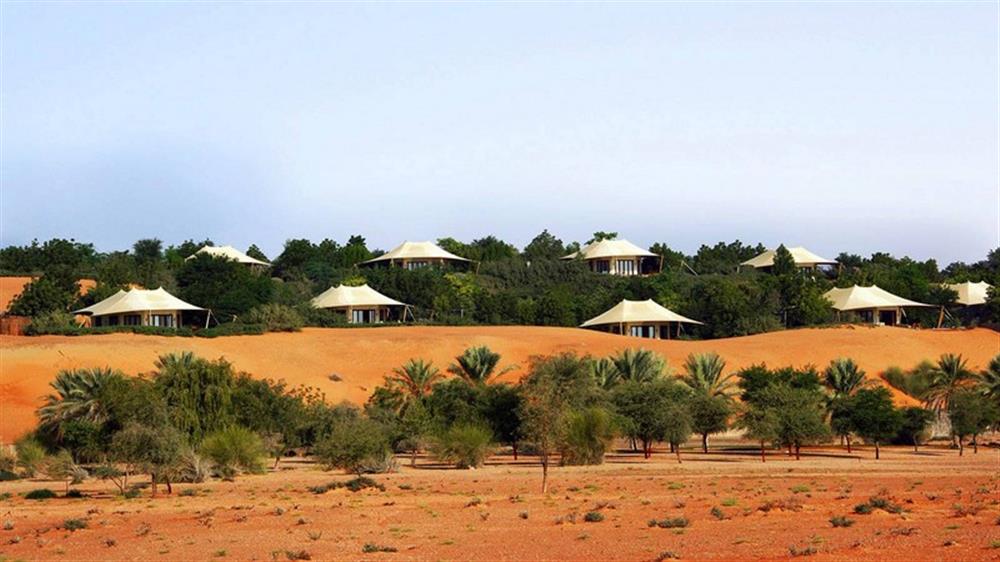 Al Maha Desert Resort